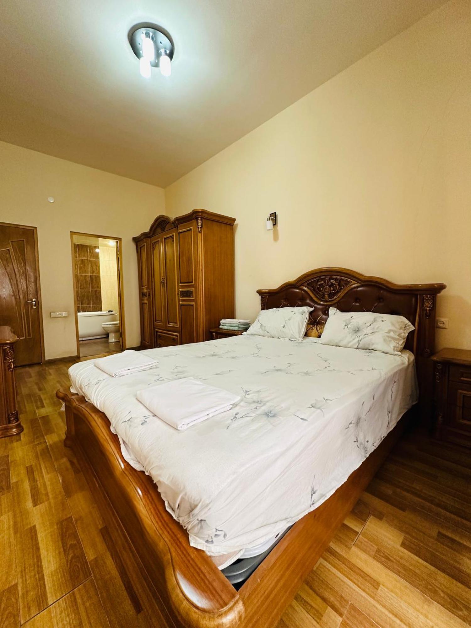 Sakharov Residence, Small Center 예레반 외부 사진
