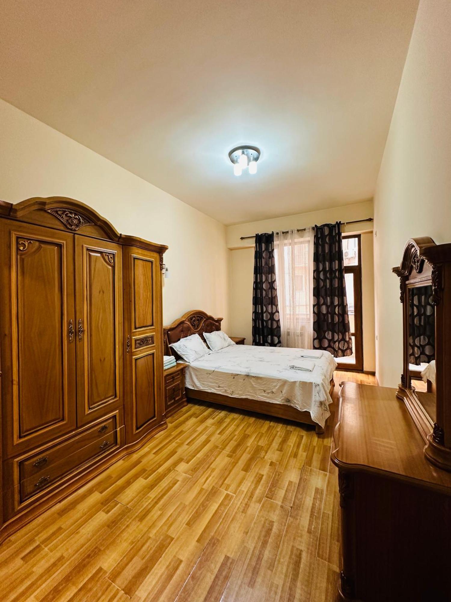 Sakharov Residence, Small Center 예레반 외부 사진